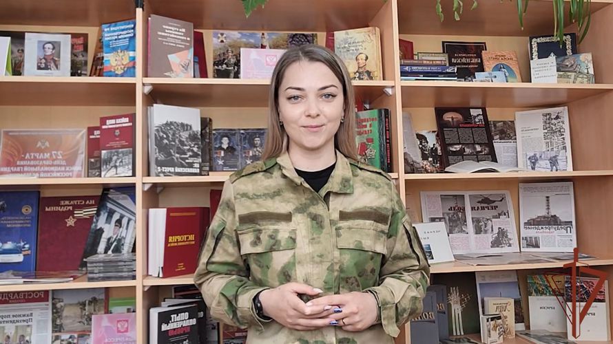 Сотрудники и военнослужащие Росгвардии прочитали произведения знаменитых классиков в Саратове