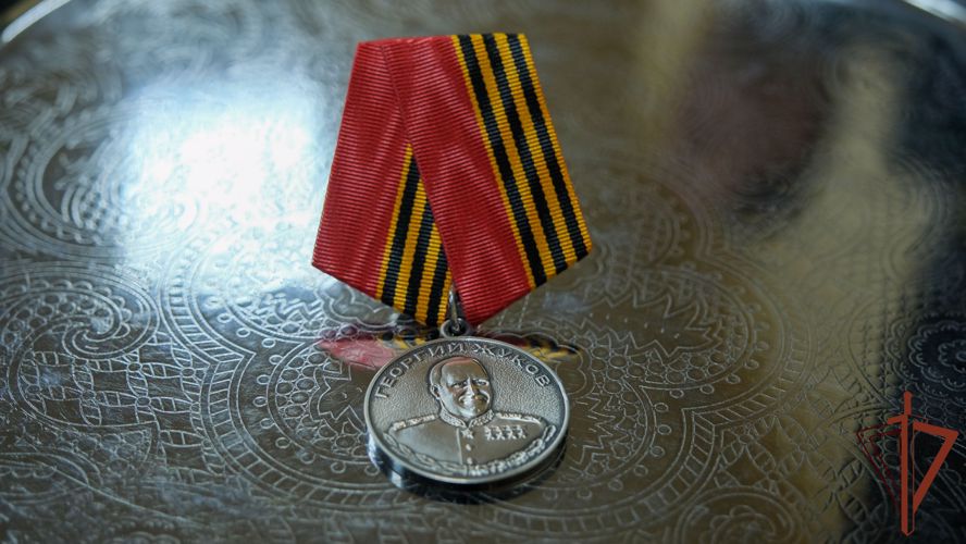 Военнослужащим Уральского округа Росгвардии вручены госнаграды