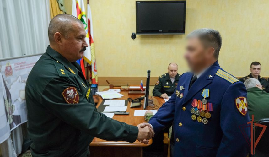 Военнослужащим Уральского округа Росгвардии вручены госнаграды