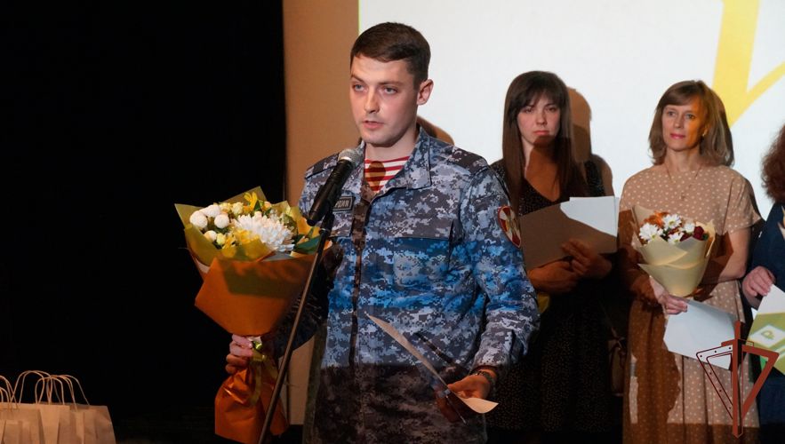 Сотрудник Росгвардии в Кирове стал победителем конкурса «Герой нашего города»