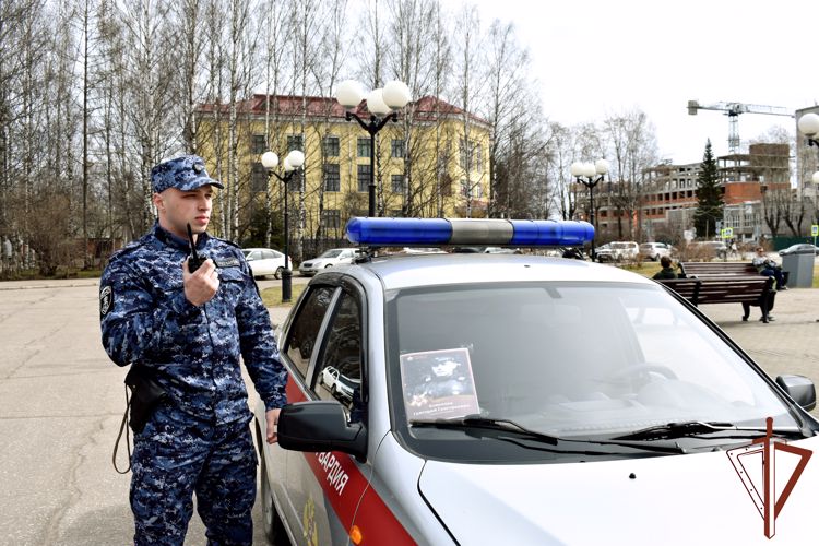 Росгвардейцы в Коми принимает участие во Всероссийской акции «Бессмертный автополк» (видео)