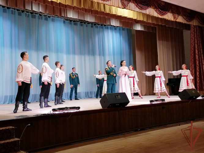 Ансамбль песни и пляски Северо-Кавказского округа Росгвардии выступил на КМВ