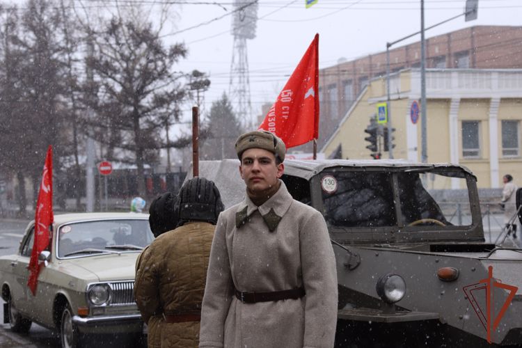 В Новосибирске стартовал автопробег Росгвардии «Вахта памяти. Сыны Великой Победы»