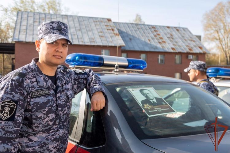 На Урале росгвардейцы присоединились ко Всероссийской акции «Бессмертный автополк»