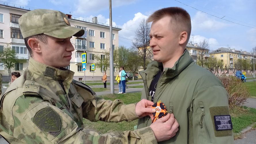 Всероссийская акция «Георгиевская ленточка» продолжается на Урале