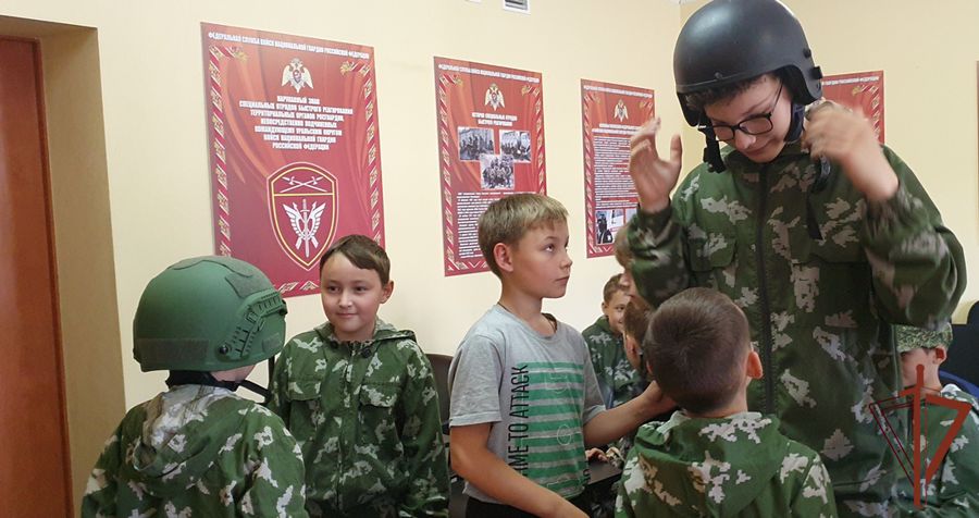 Мероприятия акции «Каникулы с Росгвардией» проходят в Уральском округе