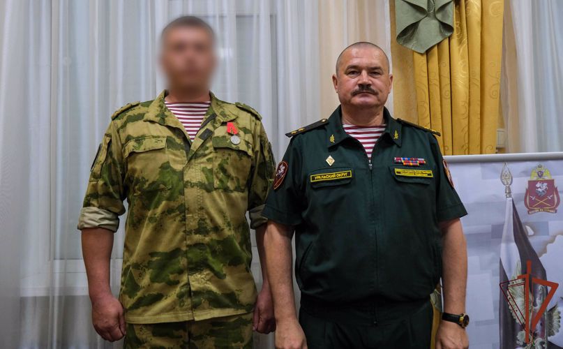 В Уральском округе Росгвардии вручены государственные награды участникам СВО