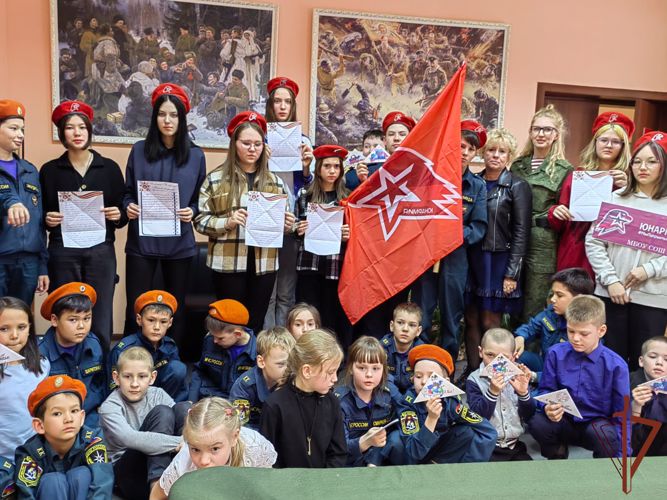  Цикл патриотических встреч росгвардейцев с учащимися школ региона продолжается на Урале