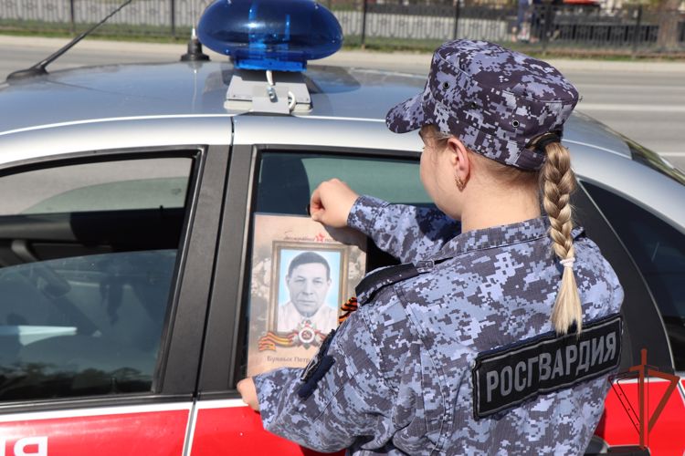 В рамках празднования Дня Победы росгвардейцы в Уральском округе провели ряд военно-патриотических мероприятий