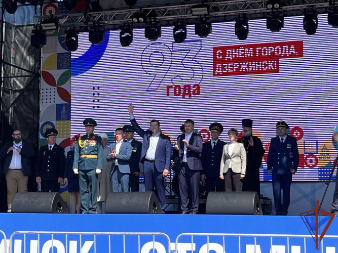 Росгвардейцы приняли участие в праздничном параде Дня химика и Дня города Дзержинск