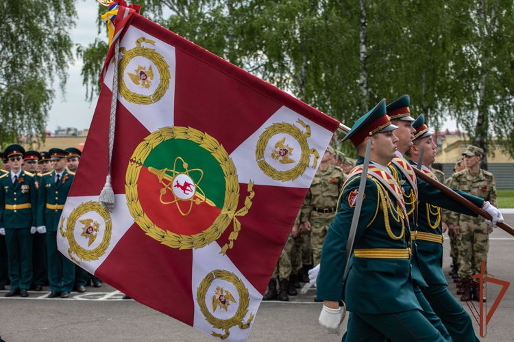 Саровской дивизии Росгвардии вручено Боевое знамя