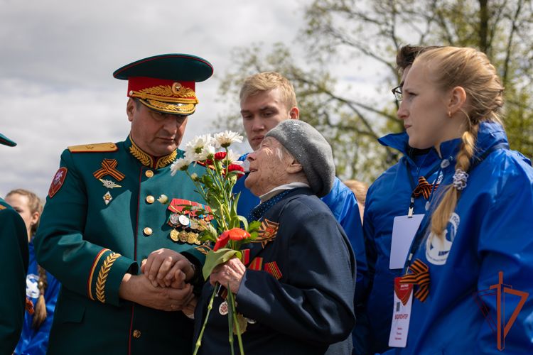 В Приволжском округе росгвардейцы приняли участие в праздновании Дня Победы