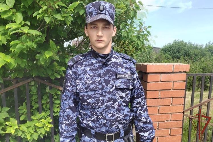 Благодаря сотруднику Росгвардии в Ульяновской области был ликвидирован пожар в лесополосе