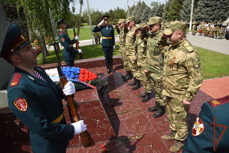В Грозненском соединении Росгвардии состоялись торжественные мероприятия, посвященные Дню Победы