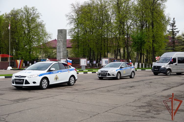 Автопробег Росгвардии «Вахта памяти. сыны Великой Победы» стартовал в Москве 