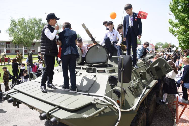 В Грозненском соединении Росгвардии состоялись торжественные мероприятия, посвященные Дню Победы