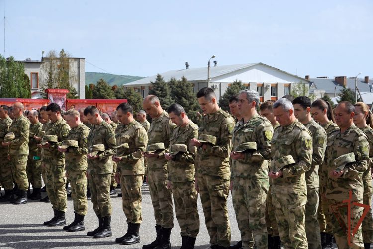 В Грозненском соединении Росгвардии состоялись торжественные мероприятия, посвященные Дню Победы