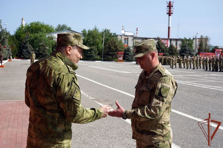 В Грозненском соединении Росгвардии состоялись торжественные мероприятия, посвященные Дню Победы
