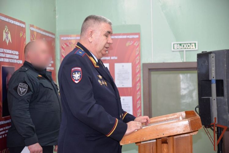 Врио командующего Уральским округом Росгвардии поздравил свердловский ОМОН на транспорте с юбилеем