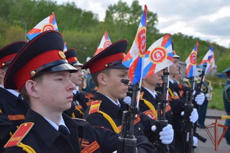 В Нижнем Новгороде  состоялся посвященный Дню Победы торжественный митинг 