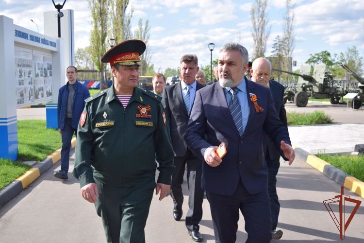 В Нижнем Новгороде  состоялся посвященный Дню Победы торжественный митинг 