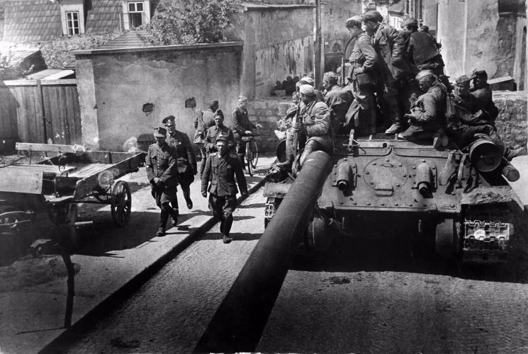 Владимир Гальперин. Последний день войны. Австрия 1945 год.