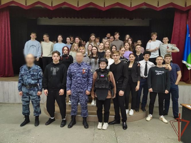 В рамках празднования Дня Победы росгвардейцы в Уральском округе провели ряд военно-патриотических мероприятий