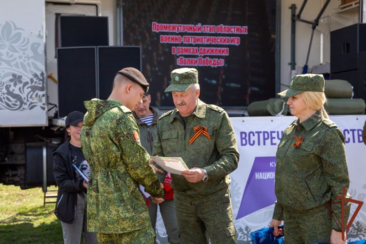 В рамках празднования Дня Победы росгвардейцы в Уральском округе провели ряд военно-патриотических мероприятий