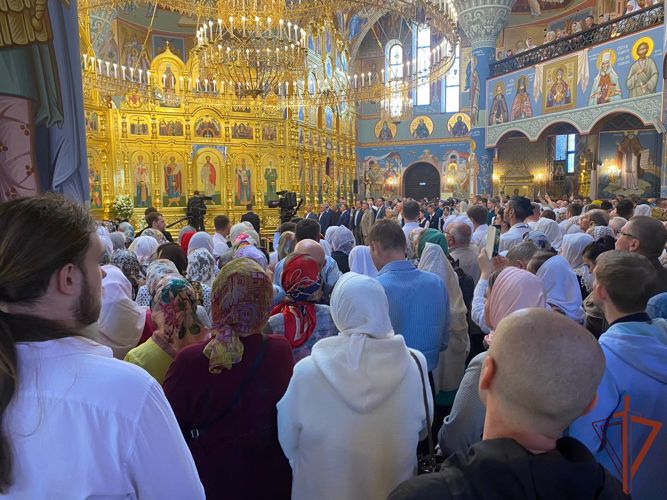 Сотрудники Росгвардии обеспечили безопасность визита в Сургут главы Русской православной церкви и полпреда Президента РФ в УрФО