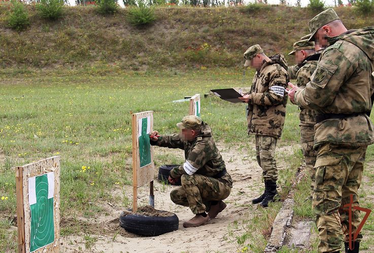 На Северном Кавказе проверили профессиональное мастерство военнослужащих и сотрудников ОГВ(с)
