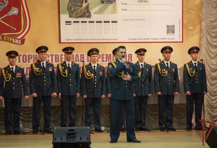 Командующий Центральным округом Росгвардии поздравил полк связи с 25-летием со дня образования