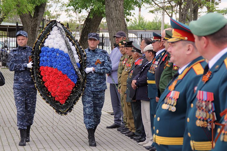 В Объединенной группировке войск (сил) на Северном Кавказе прошли праздничные мероприятия, посвящённые 78-й годовщине Великой Победы