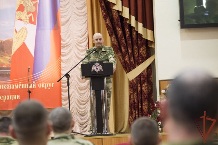 В Центральном округе Росгвардии чествуют увольняемых в запас военнослужащих по призыву