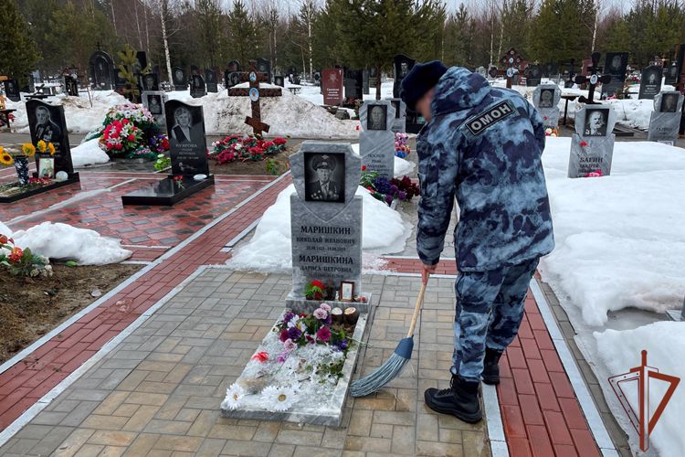В рамках празднования Дня Победы росгвардейцы в Уральском округе провели ряд военно-патриотических мероприятий