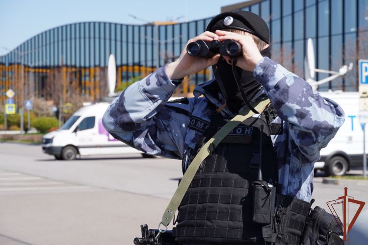 Росгвардейцы обеспечили безопасность Петербургского международного юридического форума