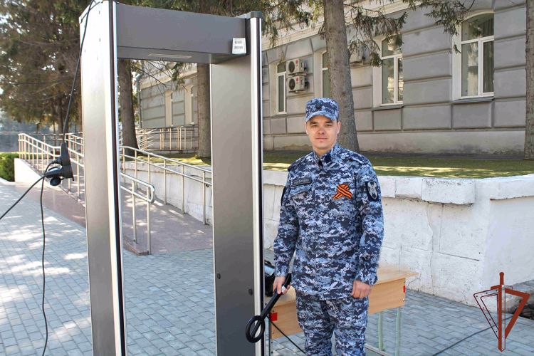 На Урале Росгвардия обеспечила охрану общественного порядка на праздничных мероприятиях в честь Дня Победы