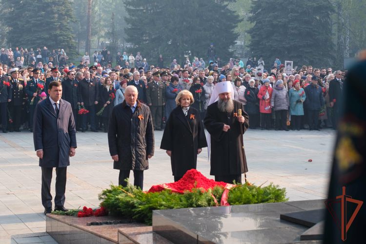 Врио командующего Уральским округом Росгвардии принял участие в памятном мероприятии в честь павших в годы ВОВ