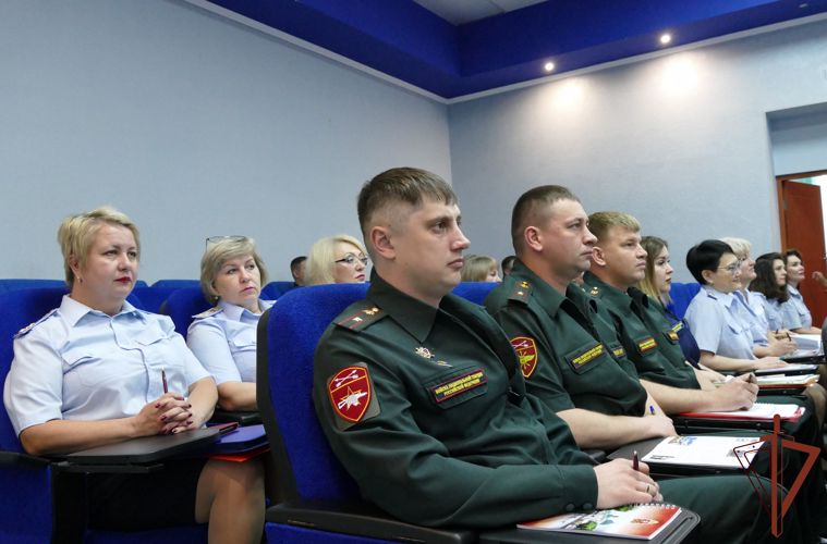 Учебно-методический сбор с руководителями финансово-экономических подразделений Сибирского округа Росгвардии завершился в Омске