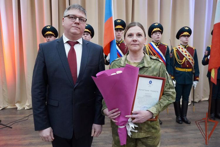 В Санкт-Петербурге чествовали росгвардейцев, охраняющих важные гособъекты