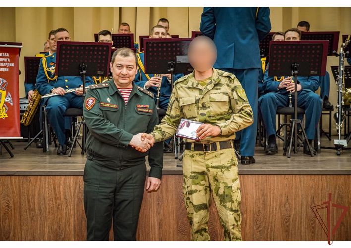 Отличившихся в ходе СВО военных автомобилистов Росгвардии наградили в Санкт-Петербурге