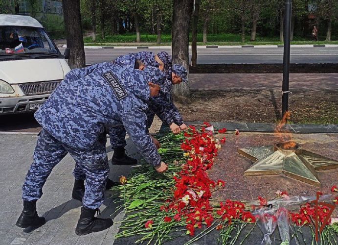 Патриотическая акция «Поклонимся» завершилась в Подмосковье
