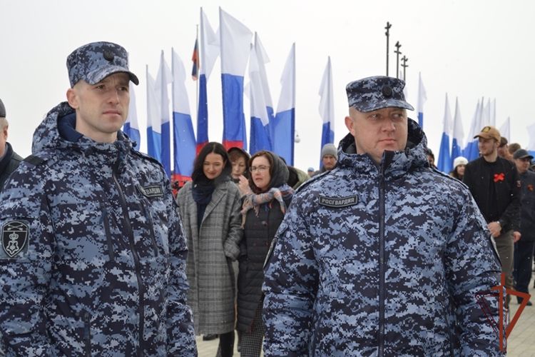  В Сибири в период празднования Первомая общественную безопасность  обеспечили росгвардейцы