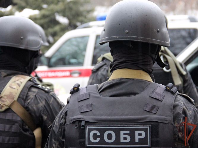 Подозреваемые в вымогательстве задержаны при содействии Росгвардии в Волгоградской области 