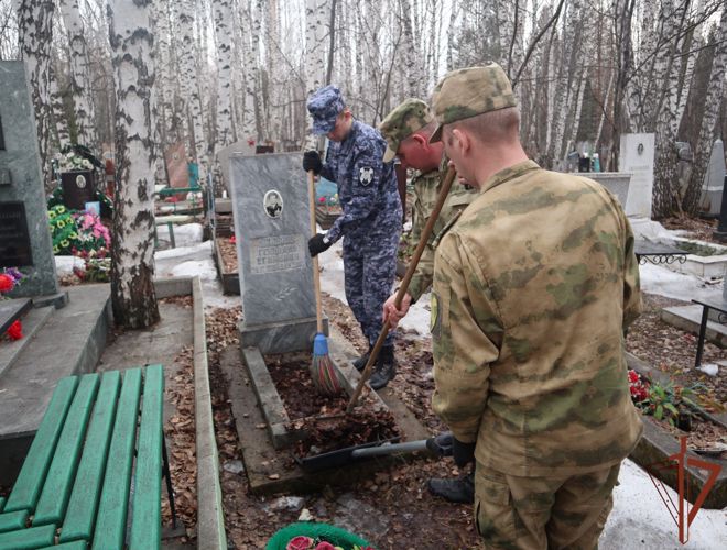К ведомственной акции «На страже памяти» присоединились росгвардейцы из Томской области   