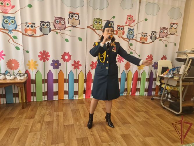 Росгвардия проводит тематические встречи с юными жителями Сибири
