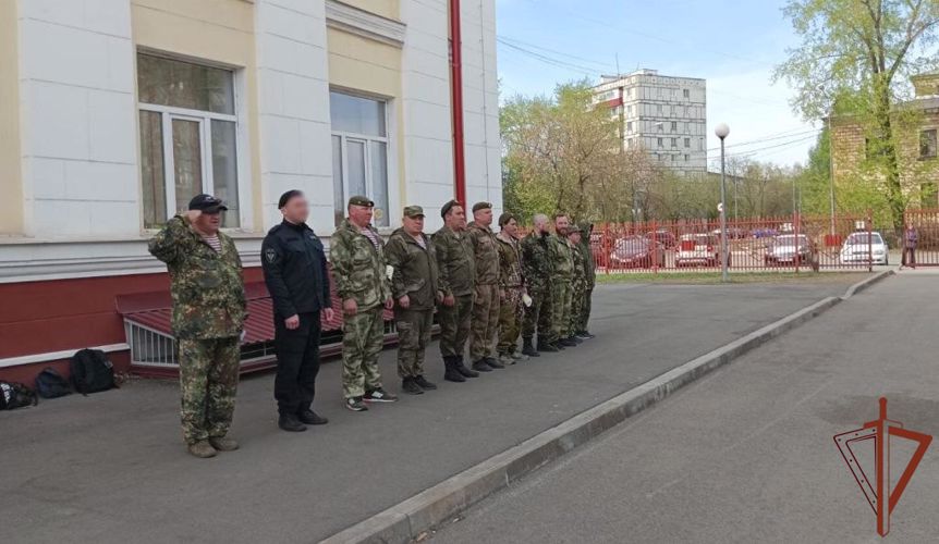 Цикл патриотических встреч со школьниками  продолжает Росгвардия на Урале 