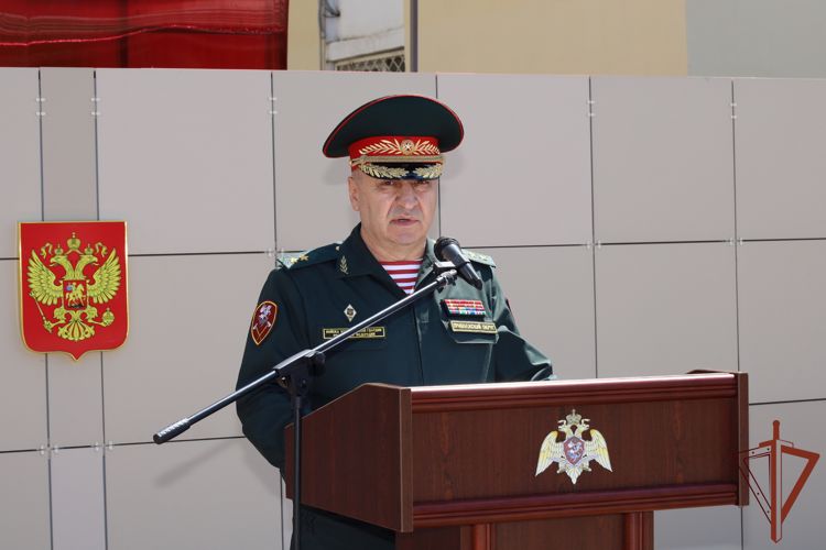 В Казани состоялся ритуал вручения Боевого знамени воинской части Росгвардии