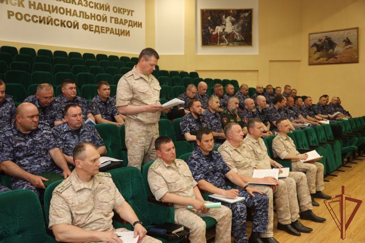 В Северо-Кавказском округе Росгвардии проходит учебно-методический сбор с руководящим составом