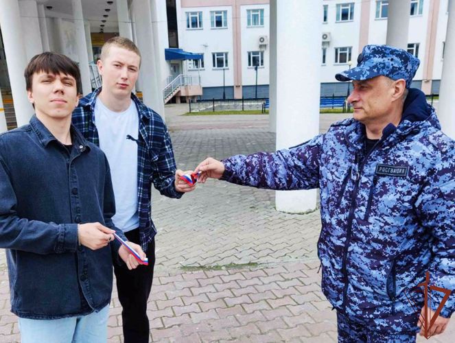 Росгвардия обеспечила на Урале правопорядок и безопасность посвященных Дню России мероприятий 