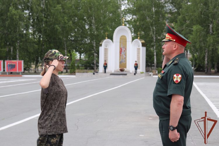 В Новосибирском военном институте Росгвардии состоялась военно-спортивная игра «Зарница»
